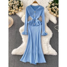 批发小个子气质设计别致蝴蝶结V领针织<b class='q'>连衣裙</b>女秋季收腰显瘦荷叶边裙