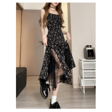 批发实拍  新款蕾丝<b class='q'>蔷薇</b>裙显瘦吊带连衣裙设计感高级+防晒开衫