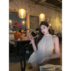 批发纯欲超仙蕾丝拼接<b class='q'>雪纺衫女</b>2025新款夏季法式宽松飘带<b class='q'>无袖</b>挂脖上衣