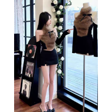 批发秋冬纯欲蝴蝶结仿皮毛挂脖连袖<b class='q'>背心</b>女外穿设计感收腰露肩短款上衣