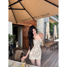 批发千金名媛蕾丝吊带<b class='q'>背心</b>连衣裙女秋冬纯欲性感包臀裙高级感抹胸裙子