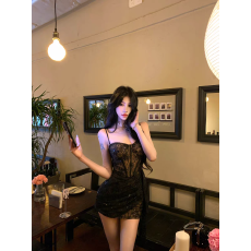 批发纯欲名媛风蕾丝鱼骨吊带连衣裙女秋冬设计感气质修身不规则<b class='q'>包臀裙</b>