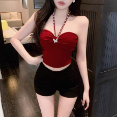 批发纯欲性感挂脖吊带背心女白色带胸垫内搭辣妹小众短款抹胸打底上衣