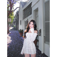 批发纯欲风性感白色<b class='q'>蕾丝</b>一字肩长袖连衣裙辣妹显身材收腰包臀<b class='q'>短裙</b>夏季