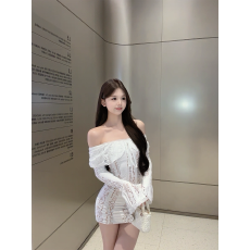 批发纯欲风性感白色<b class='q'>蕾丝</b>一字肩长袖连衣裙辣妹显身材收腰包臀<b class='q'>短裙</b>夏季