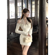 批发甜辣妹性感网纱拼接<b class='q'>挂</b><b class='q'>脖</b><b class='q'>连衣裙</b>立体花朵露肩收腰紧身包臀毛绒短裙