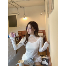 批发纯欲气质<b class='q'>蕾丝</b>拼接挂脖T恤打底衫女秋冬季加绒内搭短款设计感上衣