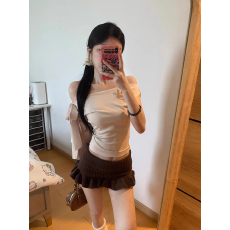 批发法式斜肩T恤女<b class='q'>夏季</b>名媛风气质修身显瘦紧身高级感绝美不规则上衣