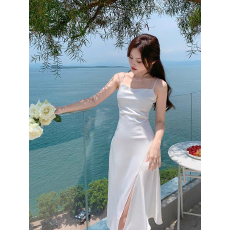 批发纯欲风醋酸缎面开叉吊带<b class='q'>连衣裙</b>女秋季2025款辣妹<b class='q'>修身</b>美背包臀长裙