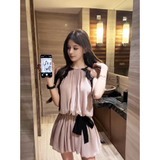 批发蕾丝拼接挂脖<b class='q'>连衣裙</b>女夏季纯欲气质花苞裙子辣妹性感收腰a字短裙