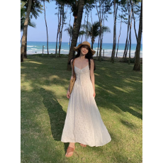 批发白色吊带碎花<b class='q'>连衣裙</b>子女装夏季2026新款温柔法式气质海边度假长裙