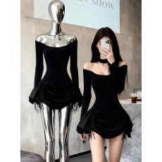 批发纯欲风辣妹黑色<b class='q'>一字肩</b>长袖<b class='q'>连衣裙</b>女秋冬新款收腰显瘦a字蓬蓬裙子