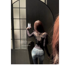 批发纯欲辣妹<b class='q'>蕾丝</b>露背长袖T恤女秋冬绝美巨好看的打底衫内搭收腰上衣