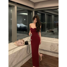 批发法式红色醋酸吊带连衣裙御姐性感修身宴会礼服包臀<b class='q'>长裙</b>度假<b class='q'>沙滩裙</b>