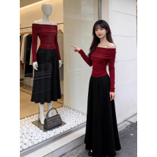 批发纯欲性感不规则设计感露肩长袖T恤女修身显瘦掐腰打底新年红<b class='q'>上衣</b>