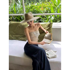 批发2026年新款时尚美式潮流手缝珠片抹胸女辣妹紧身束腰针织吊带<b class='q'>背心</b>