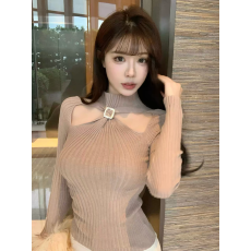 纯欲风性感气质辣妹钻扣设计挂脖镂空露肩长袖针织衫上衣女秋毛衣