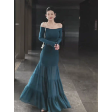 批发温柔气质高级感套装女秋季一字肩长袖抹胸上衣包臀蛋糕长裙两件套