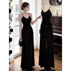 批发轻奢气质黑色烫钻修身吊带连衣裙2026春季新款性感收腰<b class='q'>礼服</b><b class='q'>长裙女</b>