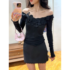 批发绝美荷叶边性感<b class='q'>花朵</b>一字肩长袖<b class='q'>T</b><b class='q'>恤</b>女小众修身显身材短款辣妹上衣