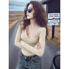 批发法式纯欲风蕾丝拼接v领打底衫女内搭秋<b class='q'>冬</b>绝美巨好看修身长袖上衣