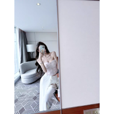 批发法式重工链条水晶挂脖吊带小<b class='q'>上衣</b>小香风气质高级感修身露锁骨背心