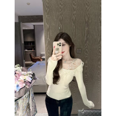 批发灰色蕾丝拼接一字领针织衫女秋<b class='q'>冬</b>季轻奢高级感修身内搭打底衫上衣