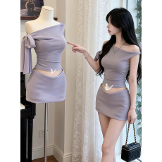 批发性感风气质绑带斜领露肩短款<b class='q'>上衣</b>短裙女<b class='q'>装</b>2026春季新款辣妹两件套