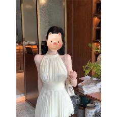 批发纯欲风挂脖无袖背心<b class='q'>连衣裙</b>女夏季法式名媛温柔气质收腰a字短裙子