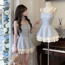 批发小个子气质甜美蝴蝶结格纹<b class='q'>连衣裙</b>女2026春季新款时尚掐腰蓬蓬短裙