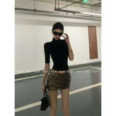 批发纯欲辣妹半高领T恤女2026年夏季新款时尚气质亮片豹纹<b class='q'>包臀裙</b>套装