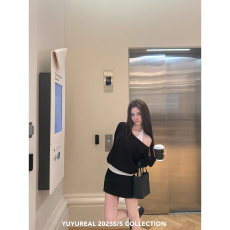 批发撞色拼接假两件斜肩长袖<b class='q'>卫衣</b><b class='q'>女</b>春季休闲<b class='q'>套装</b>辣妹包臀半身裙两件套