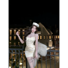 批发重工亮片鱼骨千金风挂脖裙子女夏季<b class='q'>高端</b>宴会礼服裙性感包臀<b class='q'>连衣裙</b>