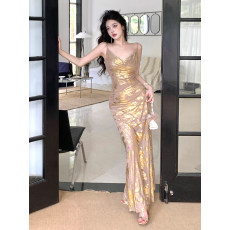 批发法式名媛高端气质露背吊带连衣裙女夏季女神范高级感宴会晚<b class='q'>礼服</b>裙
