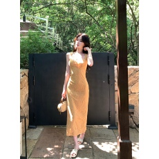 批发纯欲风花朵蕾丝吊带连衣裙女夏季收腰显瘦性感包臀鱼尾裙气质<b class='q'>长裙</b>