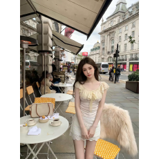 批发小飞袖荷叶边<b class='q'>蕾丝</b>吊带背心女夏季纯欲辣妹一字肩抹胸上衣绝美漂亮