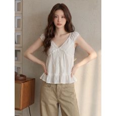 批发法式甜美风V领<b class='q'>蕾丝</b>短袖衬衫女夏高级感轻奢减龄洋气韩系穿搭上衣