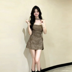 批发纯欲性感辣妹不规则吊带<b class='q'>连衣裙</b>女夏季穿搭修身显瘦扎染A字裙短裙