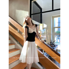 批发黑色蕾丝T恤女夏设计感小众美式复古辣妹<b class='q'>修身</b>显瘦小个子短款上衣