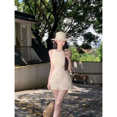 批发纯欲风甜美短裙夏季收腰显瘦设计感蕾丝钩花<b class='q'>镂空</b>无袖气质<b class='q'>连衣裙</b>女