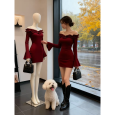 批发一字肩荷叶边喇叭袖露肩<b class='q'>连衣裙</b>女秋季性感紧身内搭打底包臀裙短裙