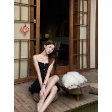 批发纯欲风修身短款纽扣抹胸上衣女2026秋<b class='q'>冬</b>新款白色气质显瘦通勤背心