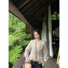 批发2026新款法式浪漫风<b class='q'>蕾丝</b>花边系带衬衫女长袖甜美苎麻宽松V领小衫