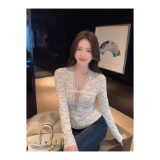 批发法式纯欲性感甜辣风v领<b class='q'>蕾丝</b>衫女2026秋季新款小众别致长袖T恤上衣
