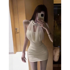 批发黑色网纱镶钻挂脖连衣裙女2026夏季新款辣妹<b class='q'>包臀裙</b>子气质收腰裙子