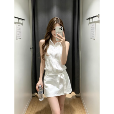 批发绝美好看白色无袖<b class='q'>衬衫</b>连衣裙女夏季2026新款法式收腰显瘦a字短裙