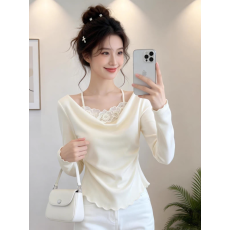 批发小香风温柔气质立体<b class='q'>花朵</b>荡领吊带上衣秋冬新款甜美修身假两件<b class='q'>T</b><b class='q'>恤</b>