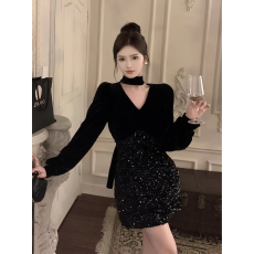 批发法式<b class='q'>黑色</b>亮片V领金丝绒连衣裙女高级小香风名媛包臀<b class='q'>短裙</b>生日礼服