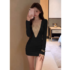 批发法式赫本风V领拼接连衣裙女2026春季高级感收腰显瘦性感小黑裙女