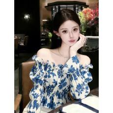 批发夏天法式别致一字肩<b class='q'>上衣</b>女秋装新款碎花衬衣chic<b class='q'>露肩</b>长袖甜美衬衫
